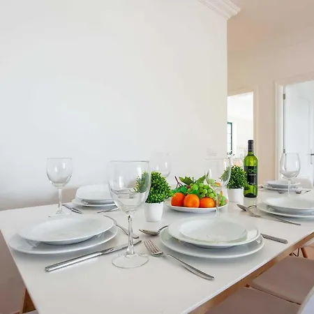 Playa Blanca Sleeps 6 Air Con Wifi Villa Playa Blanca (Lanzarote)